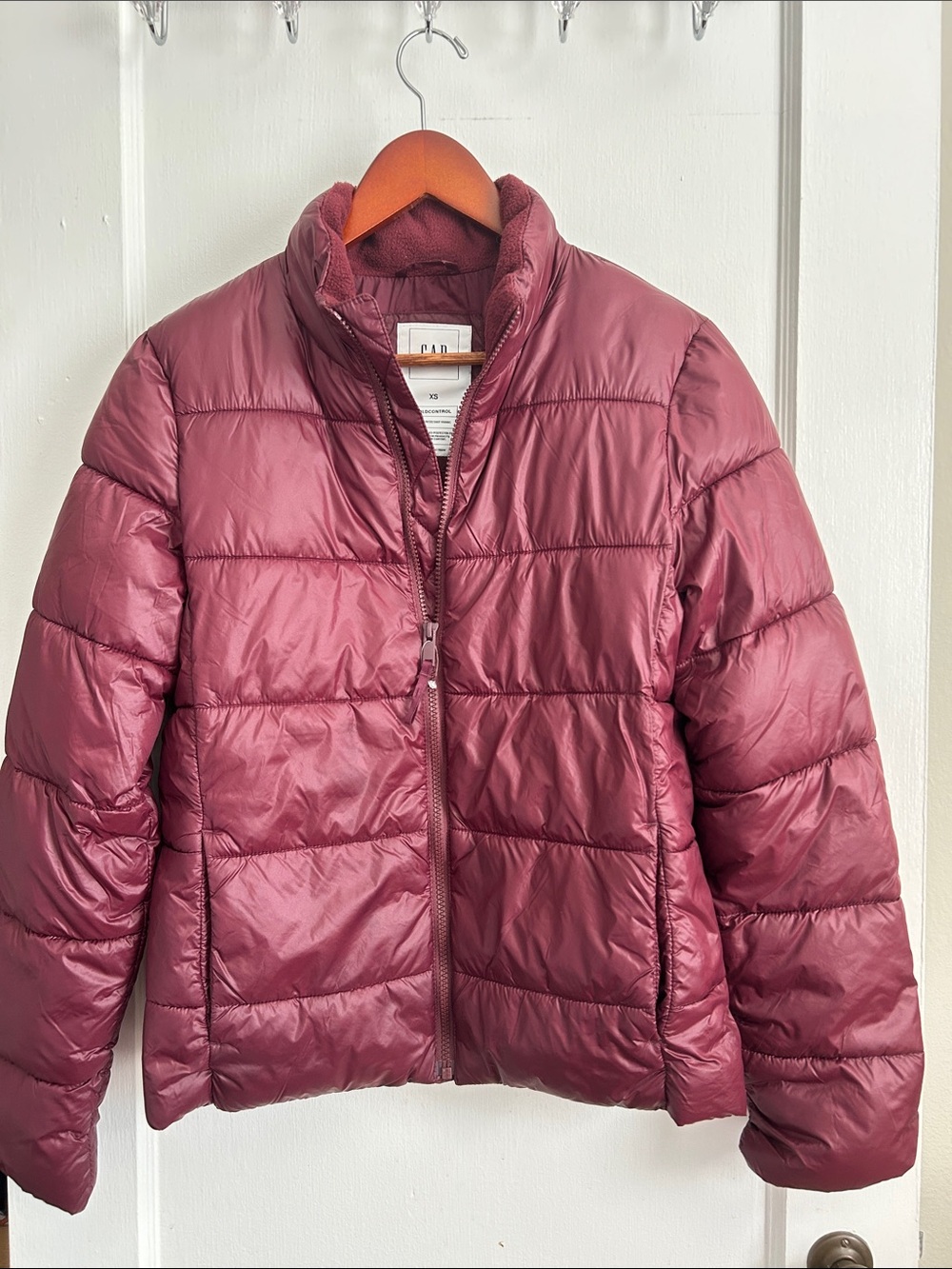 GAP Never Worn Quilted Puffer Jacket - Burgundy
